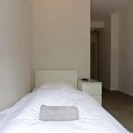 بيت شباب Pawilon Sportowo Turystyczny Kalwarianka كاليفاريا زبجيدوفسكا