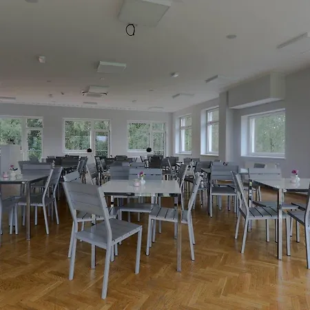 Pawilon Sportowo Turystyczny Kalwarianka * كاليفاريا زبجيدوفسكا