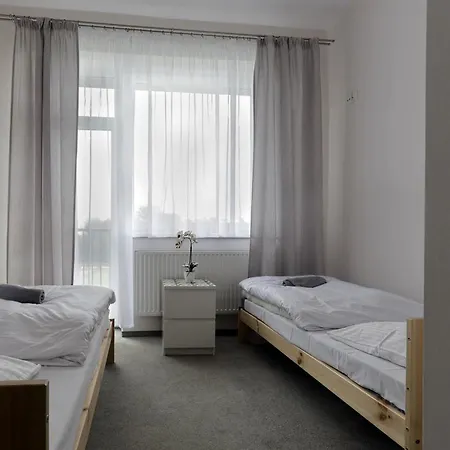 Hostal Pawilon Sportowo Turystyczny Kalwarianka *
